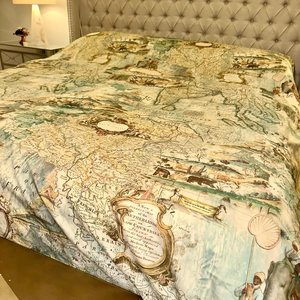Pottery Barn World Map Duvet Cover & Shams. Blue and Cream King/CAL King